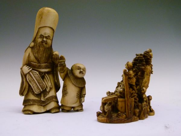 Small late 19th Century Chinese carved ivory group depicting a rural scene with a bridge over a - Image 5 of 9