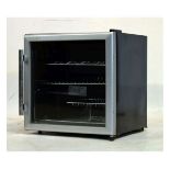 LEC Drinks Fridge model DF50GC Condition: