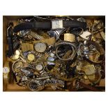 Large quantity of mainly ladies and gentlemen's wristwatches Condition: