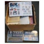 Stamps - Large collection of world and other commemorative stamps in various albums to include: