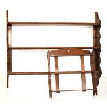 Oak three shelf plate rack with moulded fronts and shaped sides, 104cm wide, together with a smaller