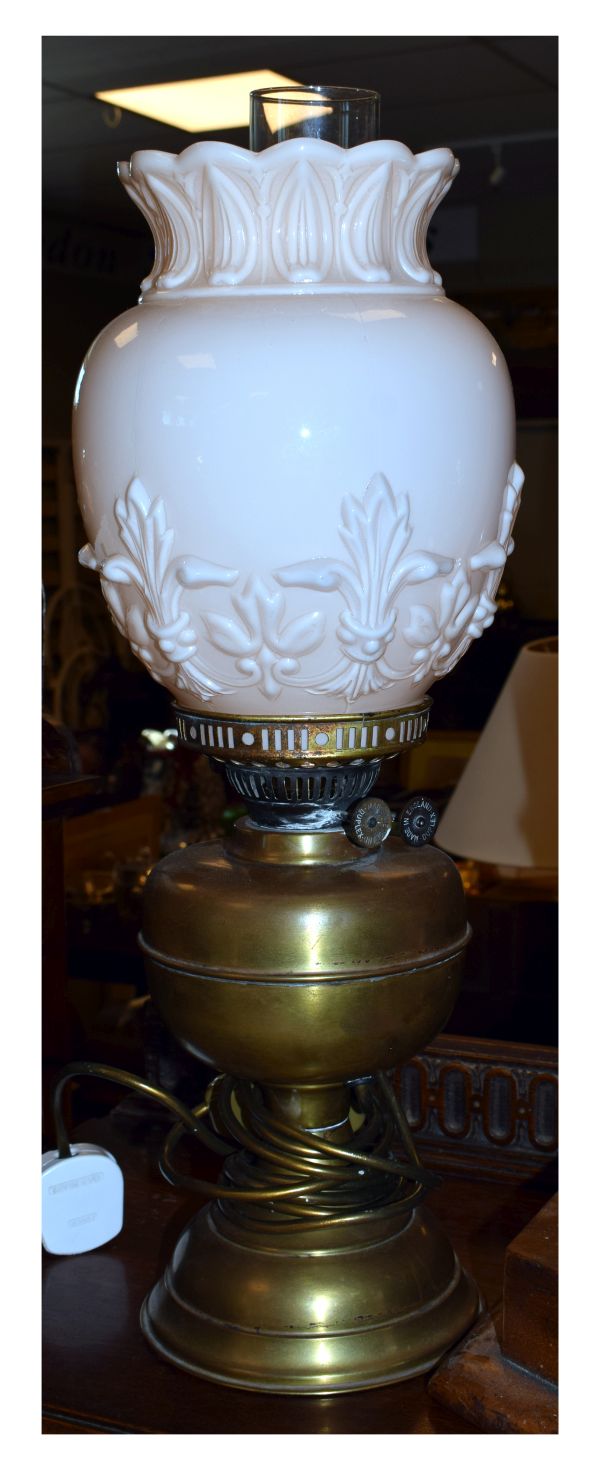 Brass paraffin lamp with Duplex double burner and pale pink moulded glass shade Condition: