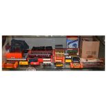 Model Railway - Hornby 00 gauge - Various including King Richard I loco and tender, carriages,