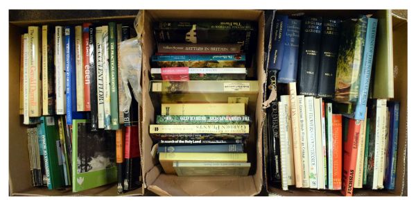 Books - Quantity of various books relating to gardening and plants Condition: