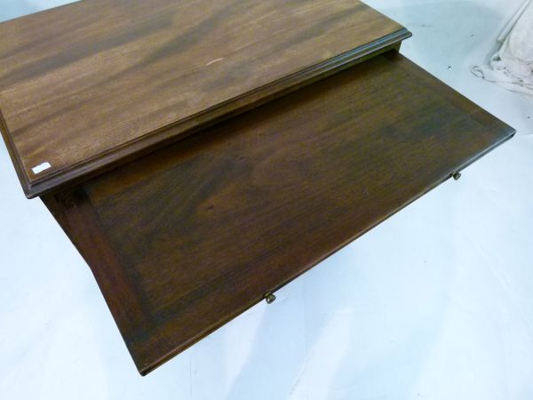 19th Century mahogany chest of drawers with brushing slide, in the George III taste and of small - Image 4 of 8