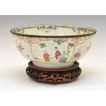 Late 18th/early 19th Century Chinese Famille Rose porcelain bowl decorated with alternating panels