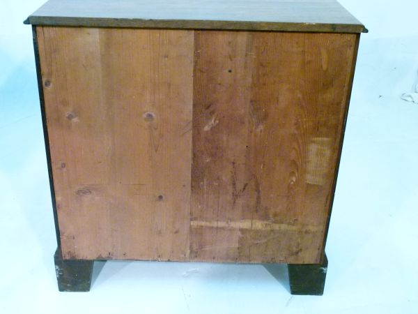 19th Century mahogany chest of drawers with brushing slide, in the George III taste and of small - Image 8 of 8