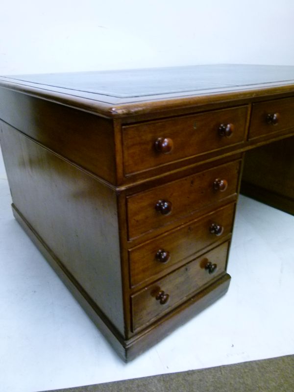 Late Victorian/Edwardian partners mahogany twin pedestal desk, the moulded rectangular top with - Image 2 of 8