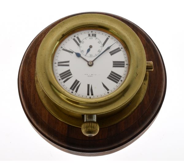 Early 20th Century pocket watch retailed by Mappin & Webb, London, having a white Roman dial and