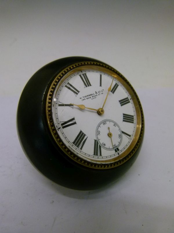 Late 19th/early 20th Century Swiss desk timepiece, retailed by W. Thornhill & Co Ltd, 144 New Bond - Image 2 of 6