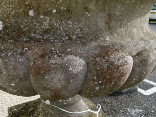 Antique marble urn of squat Campana type, 79cm diameter x 62cm high on an associated stone - Image 5 of 9