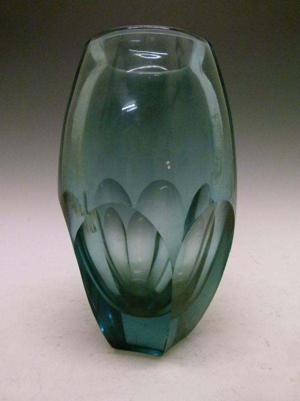 Keith Murray green cut glass ovoid vase, probably for Stevens & Williams, the hexagonal lower half - Image 3 of 6