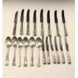 Set of six Elizabeth II silver Kings pattern dessert spoons, Sheffield 1960, a set of six matching