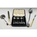 Set of six George V silver coffee spoons, Sheffield 1934, cased, together with four silver plated