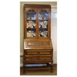 1920's period oak bureau bookcase, 89cm wide Condition:
