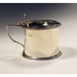 Victorian silver mustard pot having a gadrooned rim and base rim, London 1896, 4.2toz approx nett