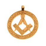 18ct gold Masonic interest pierced medallion with presentation inscription presented to F Crowl by