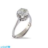 18kt white gold and diamond solitaire ring peso 3 gr.