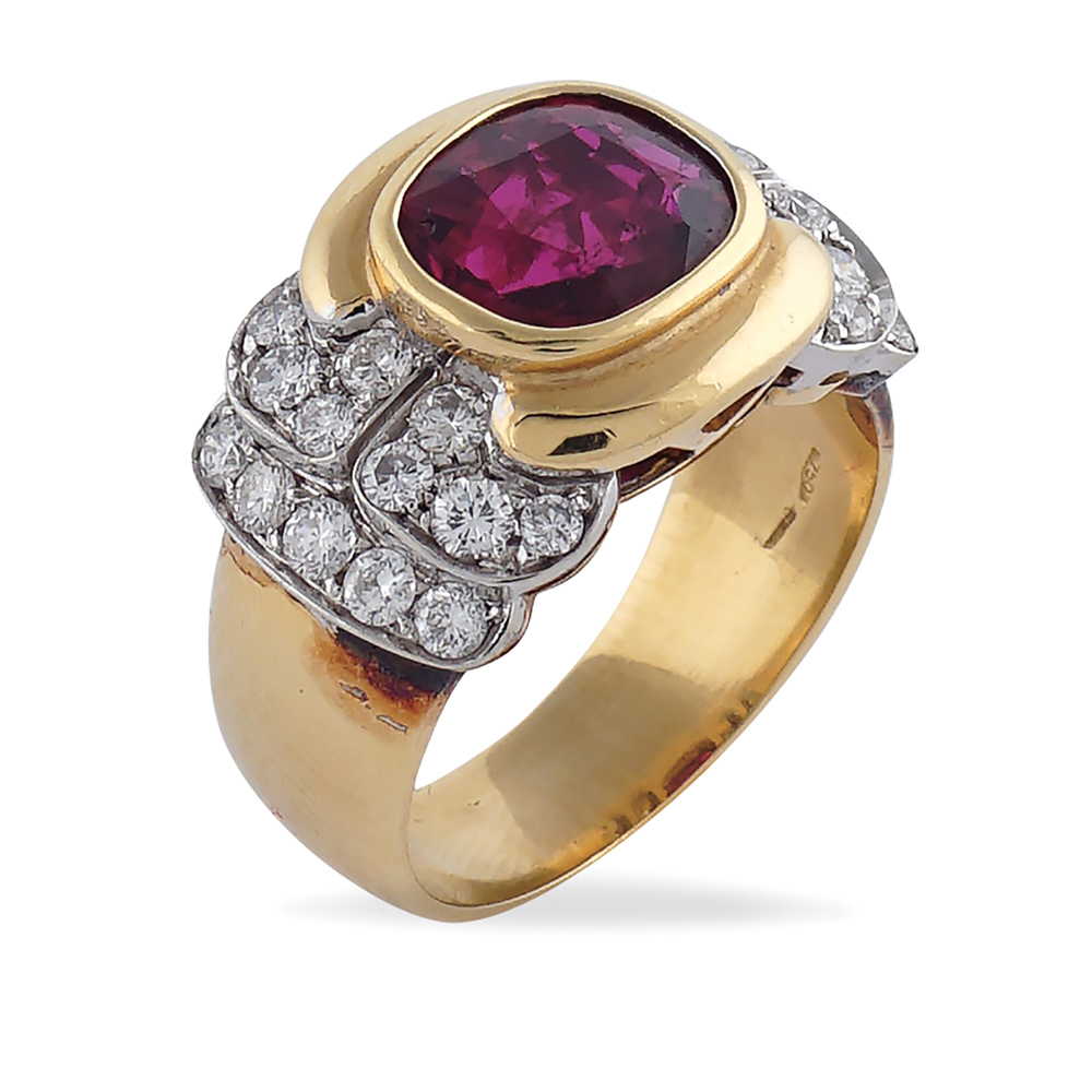 18kt yellow and white gold ring with ruby 1950/60ies peso 14,06 gr.