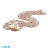 One strand of pink quartz necklace peso 108 gr.