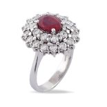 18kt white gold ring with Burma ruby peso 9 gr.