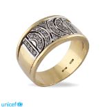 18kt gold band ring peso 8 gr.