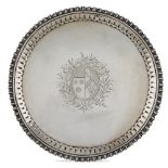 Silver salver London, 1766 George III age peso 330 gr.