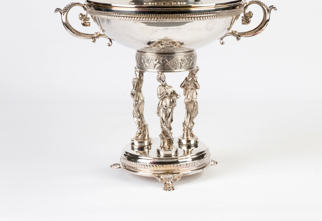 Carlo Mario Camusso, Peru, Sterling Silver Figural Covered Compote. 73 ozt . Ht. 17" W 14". Online - Image 3 of 4