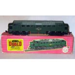 HORNBY DUBLO 2232 BR Green CO CO Diesel Locomotive - the 21397 insulting Bush retaining the trailing