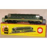 HORNBY DUBLO 2234 BR 2 Tone Green Class 55 Deltic 'Crepello'. Late issue with plastic bogie side