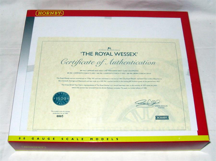 HORNBY R2599M 'The Royal Wessex' Train Pack comprising a BR Green rebuilt Merchant Navy 4-6-2 '