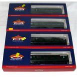 BACHMANN 4 x BR(S) Green Bulleid Coaches Nos34-504A/554A/577A and 577B. Mint Boxed