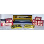 HORNBY DUBLO 2R TPO Set and other Accessories and Lineside items - 2400 TPO Mail Van Set - Near Mint