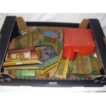 HORNBY O Gauge - a tray containing a Platform Crane (Excellent in a Fair Box),Trackside and other