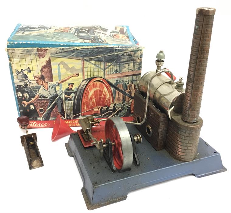 Wilesco (Germany) D5 Live Steam Stationary Engine. Overall F with well-used burner in F box.