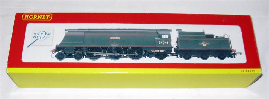 HORNBY R2218 BR Green unrebuilt West Country 4-6-2 'Wilton' - Mint and still tissue wrapped with