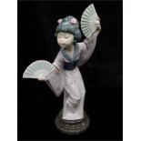 Lladro-Geisha girl with fans daisa 1978 ref-4991.