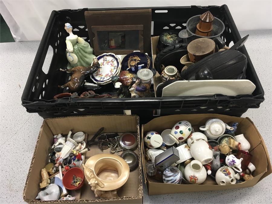 A collection of small china collectables and other ornaments.