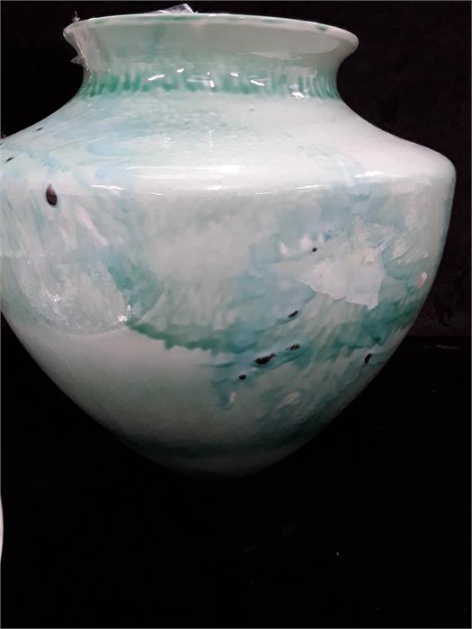 Villeroy & Boch basin ref-1338N -Satsuma vase & a studio art pot living glaze in green. - Image 4 of 4