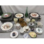 A quantity of collectable china cups and plates by Aynsley.