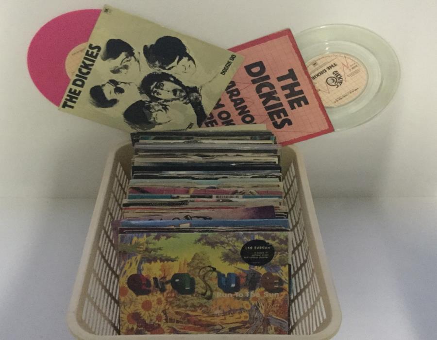 Rock - Pop - Punk Collection Of Coloured 7" Vinyl Records. Here we have a great selection of 72 - Image 2 of 3