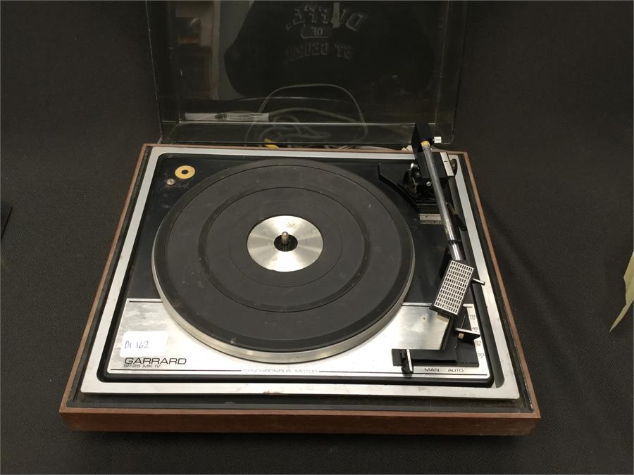 Garrard SP25 MK lV Turntable. Here we have a Synchronous drive record deck complete with a