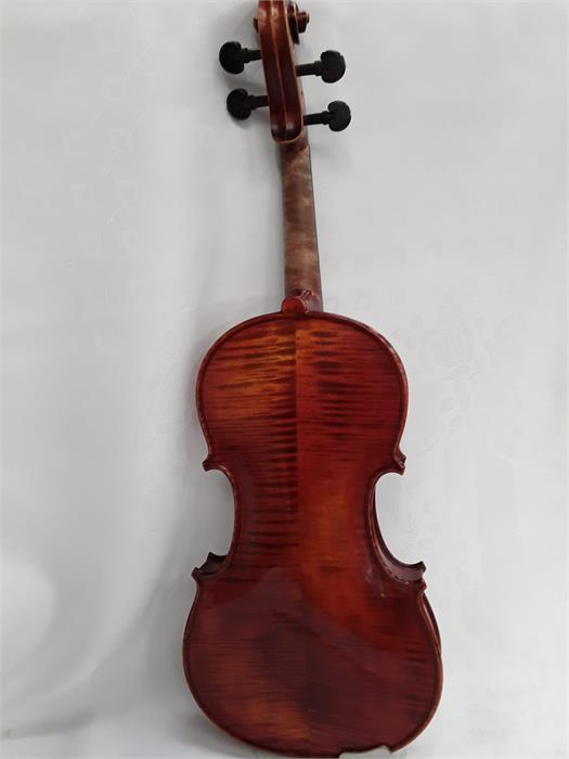A del Gliga Cristian 2006 02 65 violin, condition as found. Together with an A. Eastman bow. - Image 3 of 11