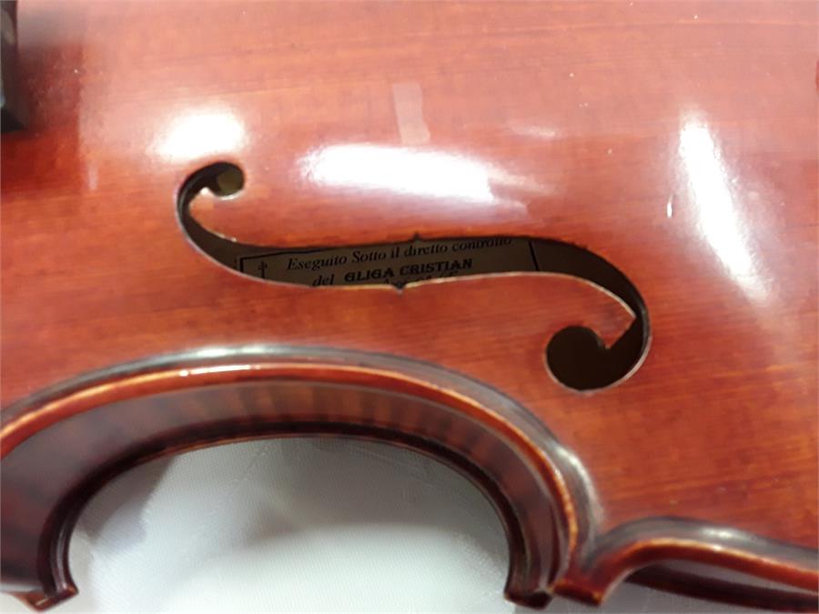 A del Gliga Cristian 2006 02 65 violin, condition as found. Together with an A. Eastman bow. - Image 2 of 11