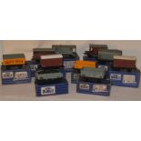 HORNBY DUBLO 10 x SD6 Wagons - 9 in SD6 and one in D1 Blue and White Striped Boxes - BR(M) Brake Van