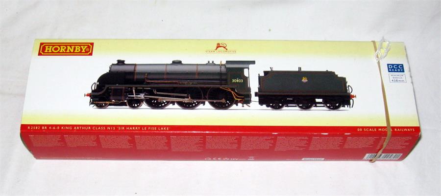 HORNBY R2582 BR Green 'King Arthur' Class 4-6-0 N15 'Sir Harry le Fise Lake' # 30803 - DCC ready -