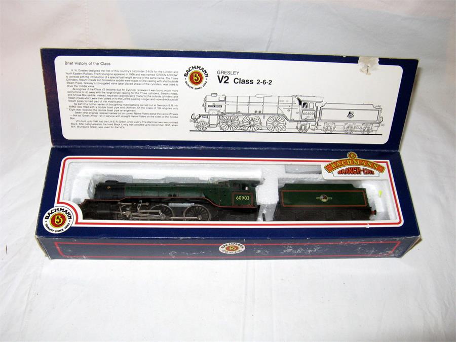 BACHMANN 31-554 BR Green Double Chimney Class V2 2-6-2 # 60964. Near Mint with Instructions and an