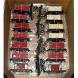 HORNBY DUBLO 3R 19 x D1 Wagons - 8 x Flats wih Furniture Containers, 4 with Meat Containers, 5