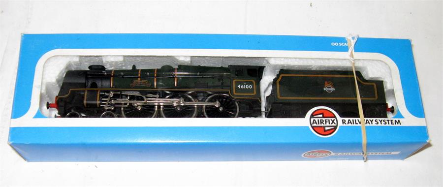 AIRFIX 46100 BR Green Rebuilt 4-6-0 'Royal Scot' - Near Mint Boxed