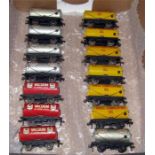 HORNBY DUBLO 3R 14 x D1 Tankers. - 5 x Siver Esso, 6 x Yellow Shell Lubricating Oil and 3 x Mobil